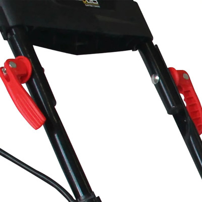 Travail du sol potager avec motobineuse électrique Gardeo