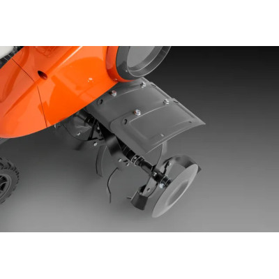 Petite motobineuse Husqvarna T300RH pour massifs et potagers