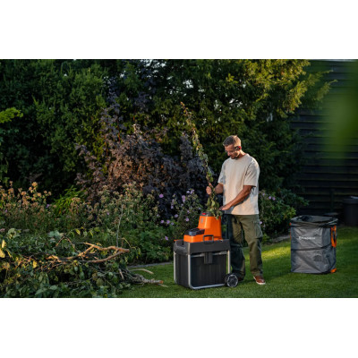 Broyage de branches 40mm avec Husqvarna GS 340is sans fil