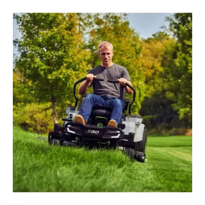 Tondeuse autoportée à batterie EGO POWER+ ZT4201E 56V, 5 batteries 10Ah, 16000W - largeur de coupe 107 cm, mulching, virage zéro