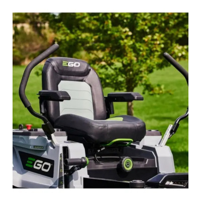 Tondeuse autoportée à batterie EGO POWER+ ZT4201E 56V, 5 batteries 10Ah, 16000W - largeur de coupe 107 cm, mulching, virage zéro