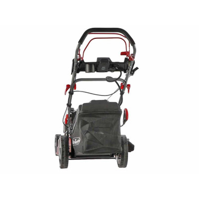 Tondeuse thermique tractée GeoTech PRO 4 en 1 ramassage éjection mulching idéale